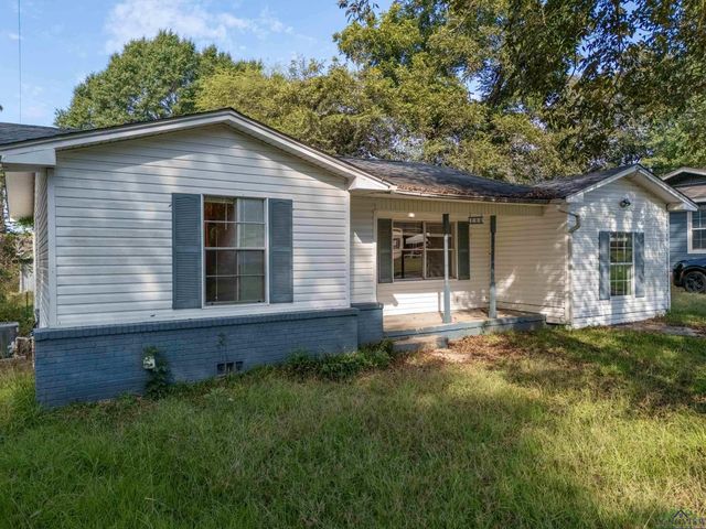 205 AUSTIN PARKWAY, Lone Star, TX 75668