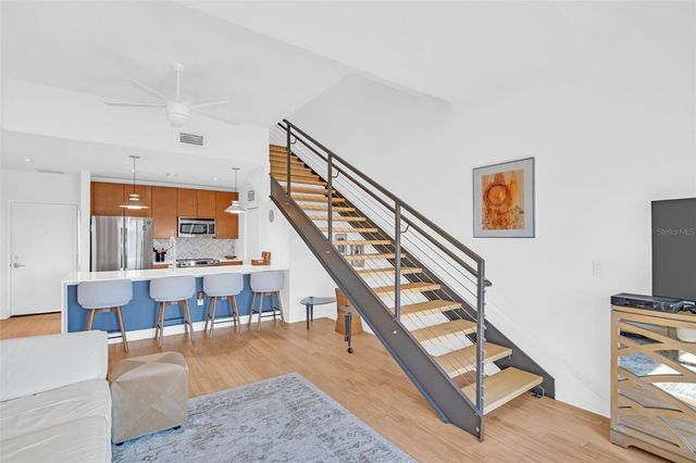 1010 CENTRAL AVENUE 427, St Petersburg, FL 33705