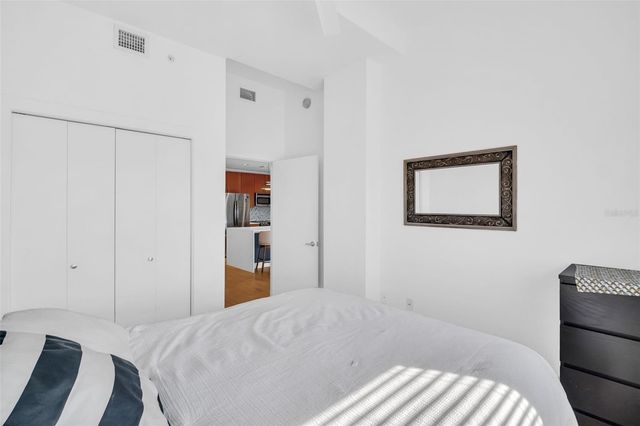 1010 CENTRAL AVENUE 427, St Petersburg, FL 33705