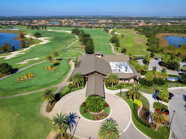7425 DIVOT LOOP, Lakewood Ranch, FL 34202