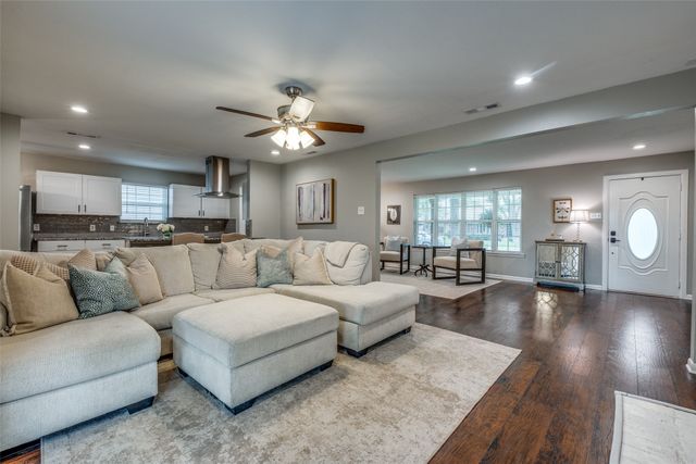 2920 Sharpview Lane, Dallas, TX 75228