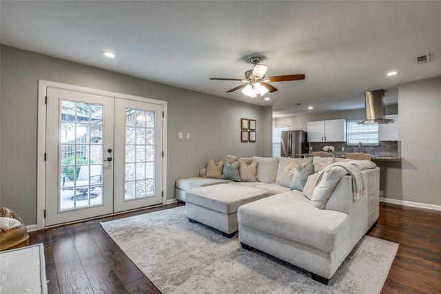 2920 Sharpview Lane, Dallas, TX 75228