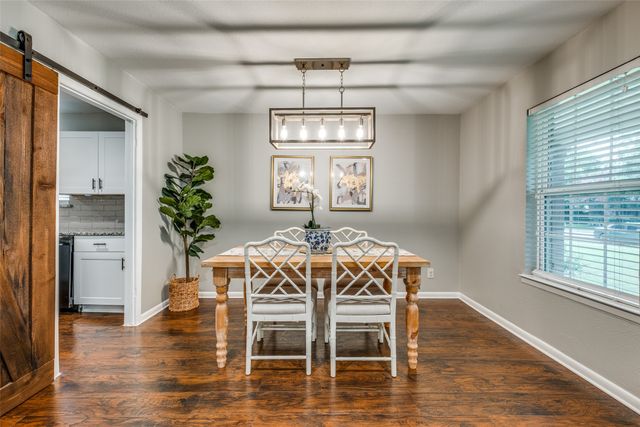 2920 Sharpview Lane, Dallas, TX 75228