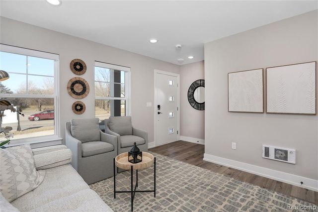 30005 Center Street 12, New Hudson, MI 48165