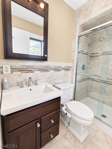 95 Eagle Rock Ave, Roseland Boro, NJ 07068