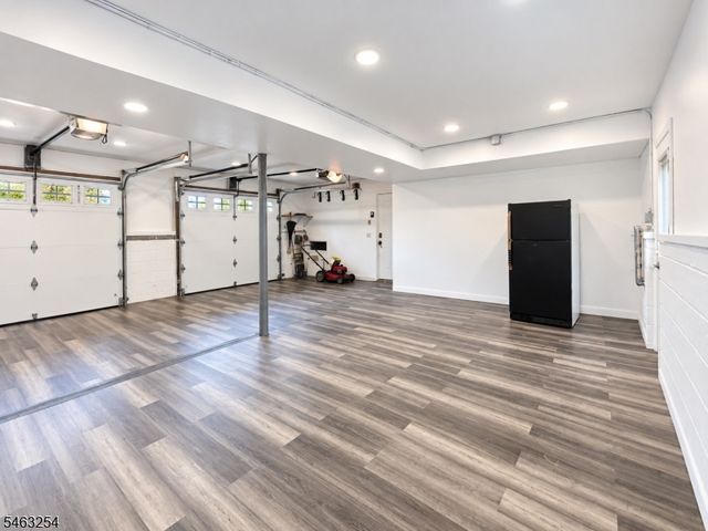 95 Eagle Rock Ave, Roseland Boro, NJ 07068
