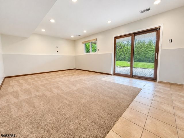 95 Eagle Rock Ave, Roseland Boro, NJ 07068
