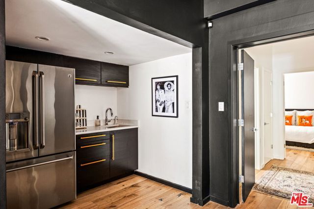 129 Outrigger Mall, Marina Del Rey, CA 90292