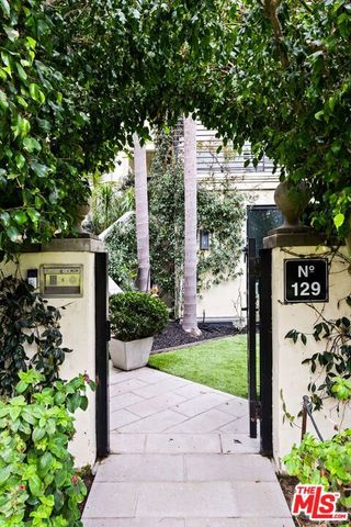 129 Outrigger Mall, Marina Del Rey, CA 90292