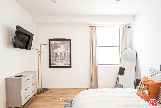 129 Outrigger Mall, Marina Del Rey, CA 90292