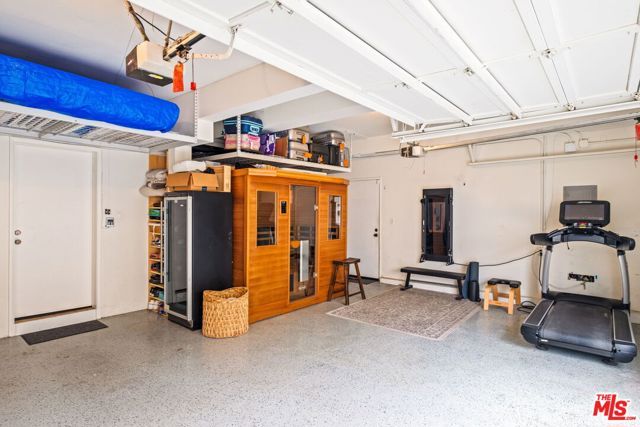 129 Outrigger Mall, Marina Del Rey, CA 90292