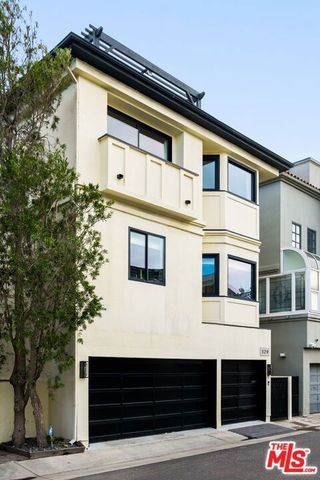 129 Outrigger Mall, Marina Del Rey, CA 90292