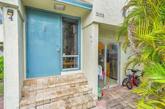 3103 NW 5th Terrace 4, Pompano Beach, FL 33064
