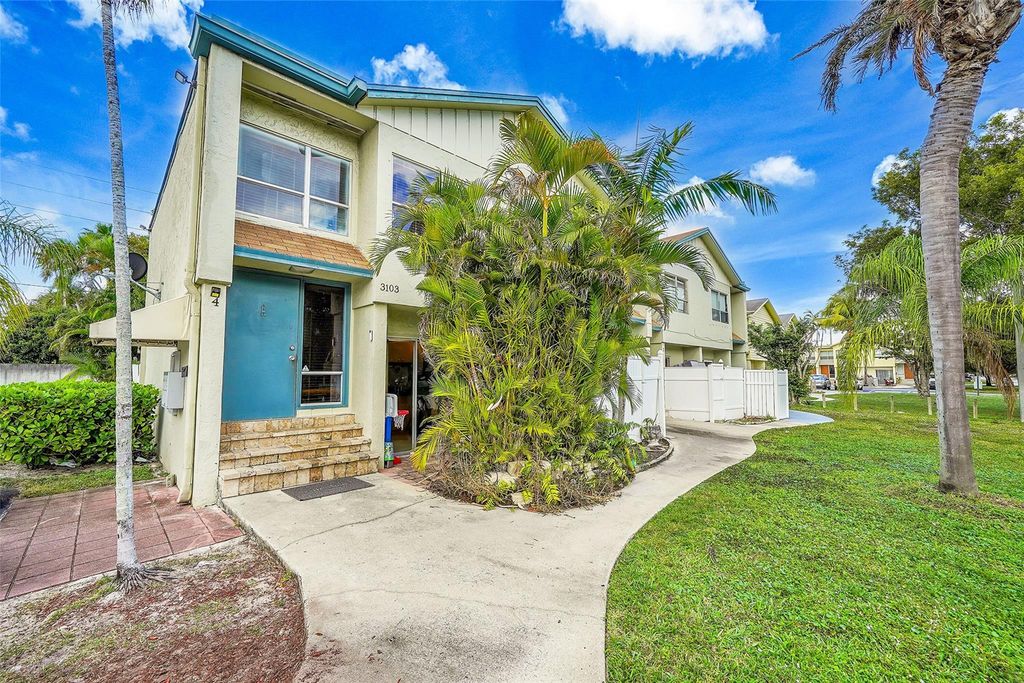 3103 NW 5th Terrace 4, Pompano Beach, FL 33064