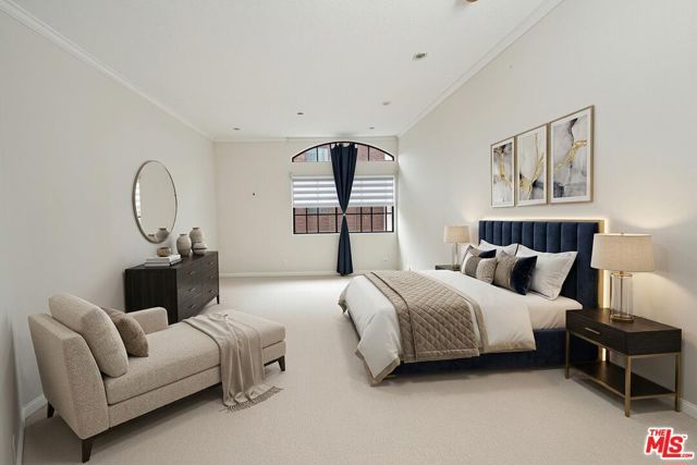 200 N Swall Drive 553, Beverly Hills, CA 90211