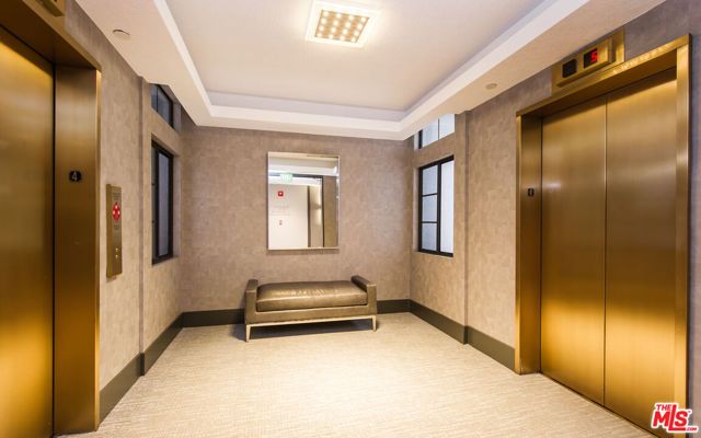 200 N Swall Drive 553, Beverly Hills, CA 90211