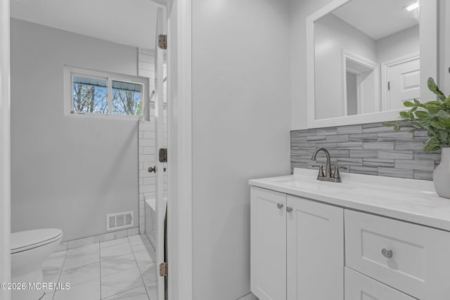 1584 Alamitos Drive, Lakewood, NJ 08701