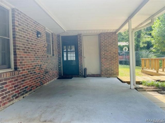 3041 Willow Lane Drive, Montgomery, AL 36109