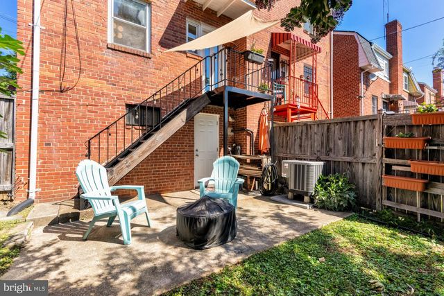 231 NICHOLSON ST NE, Washington, DC 20011