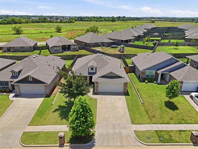 11440 NW 129th Street, Piedmont, OK 73078