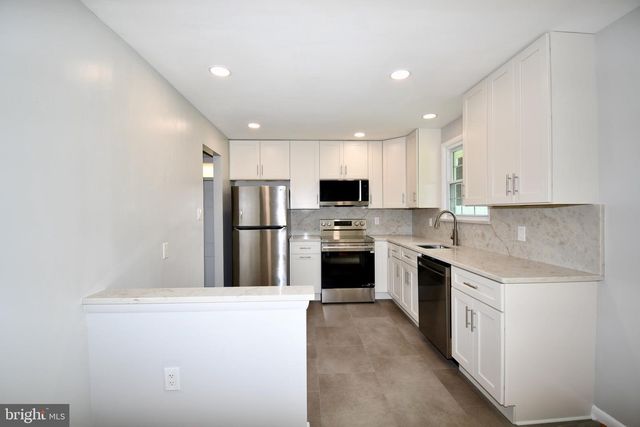 11404 SOWARD DR, Kensington, MD 20895