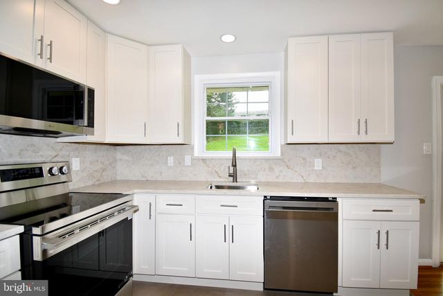 11404 SOWARD DR, Kensington, MD 20895
