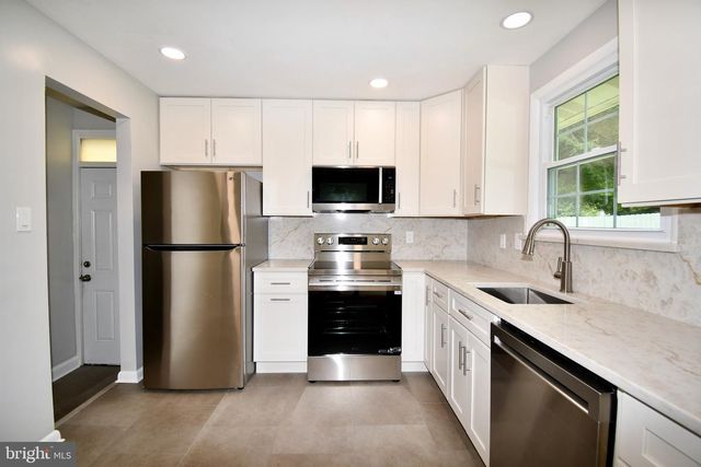 11404 SOWARD DR, Kensington, MD 20895