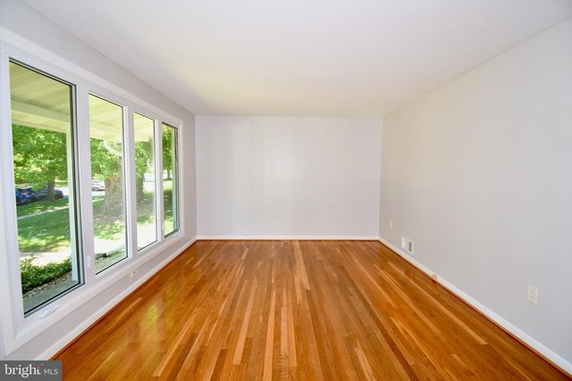 11404 SOWARD DR, Kensington, MD 20895