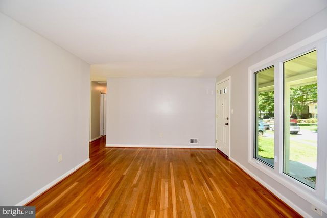11404 SOWARD DR, Kensington, MD 20895