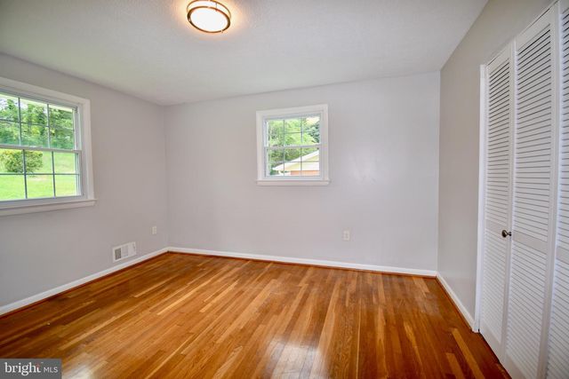 11404 SOWARD DR, Kensington, MD 20895