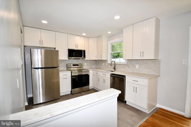 11404 SOWARD DR, Kensington, MD 20895
