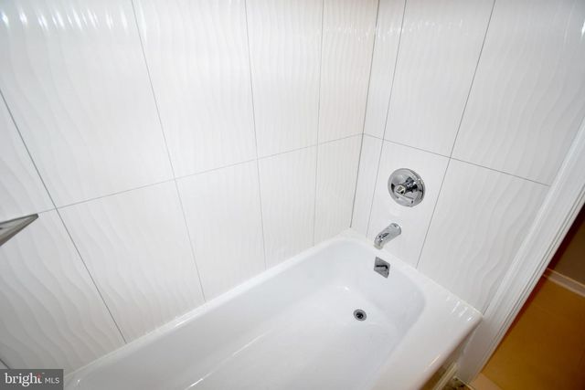 11404 SOWARD DR, Kensington, MD 20895
