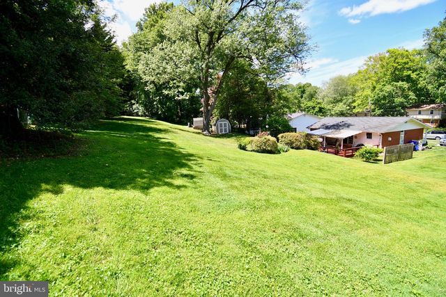 11404 SOWARD DR, Kensington, MD 20895