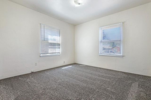 324 Coolidge Street, Coalinga, CA 93210