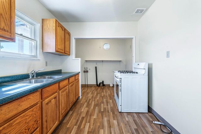 324 Coolidge Street, Coalinga, CA 93210