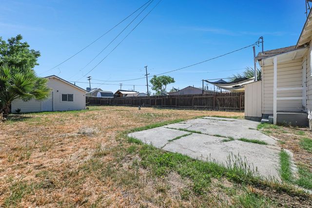 324 Coolidge Street, Coalinga, CA 93210
