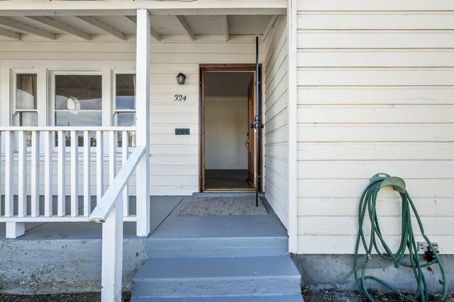 324 Coolidge Street, Coalinga, CA 93210