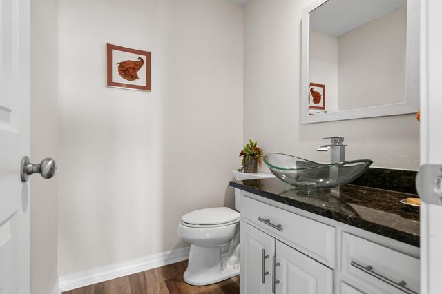 7 Almazan Way, Hot Springs Village, AR 71909