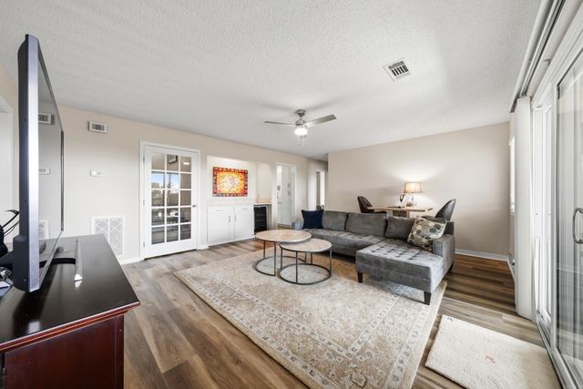 7 Almazan Way, Hot Springs Village, AR 71909