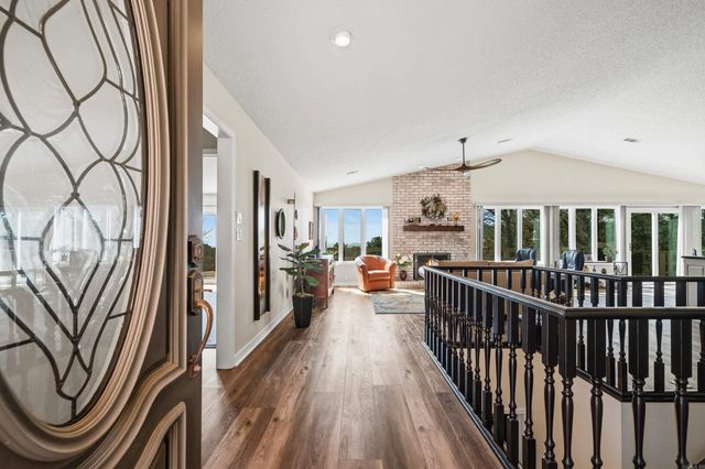 7 Almazan Way, Hot Springs Village, AR 71909