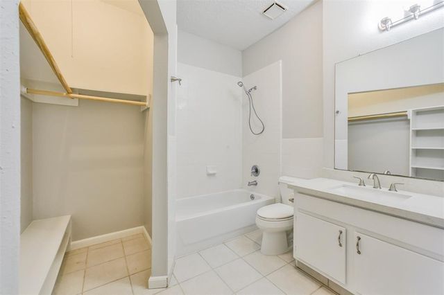 11111 Wheatridge Drive, Houston, TX 77064