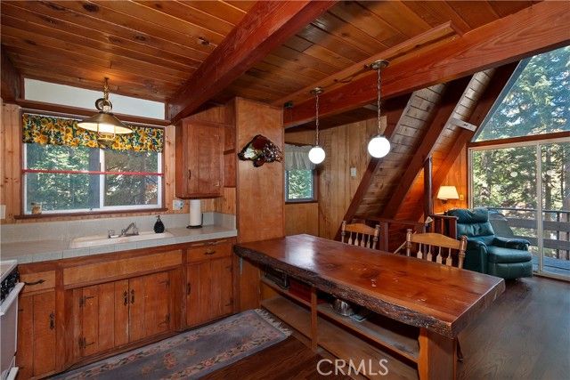 31470 Cedarwood Drive, Running Springs, CA 92382