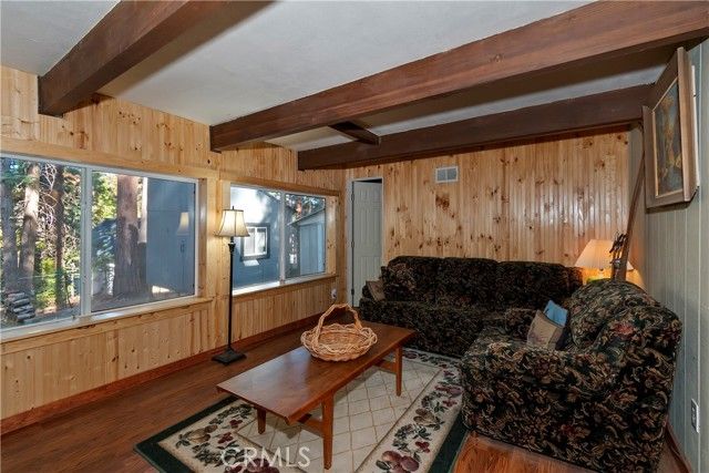 31470 Cedarwood Drive, Running Springs, CA 92382