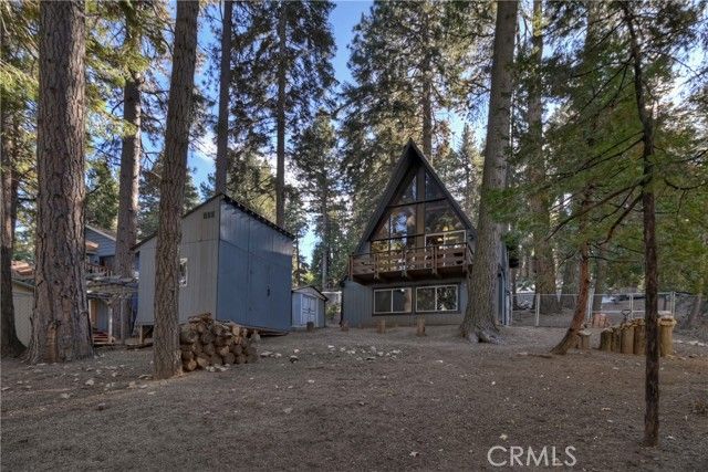 31470 Cedarwood Drive, Running Springs, CA 92382