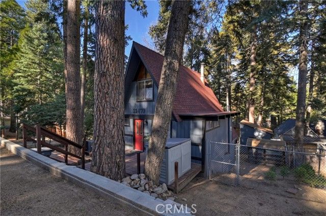 31470 Cedarwood Drive, Running Springs, CA 92382