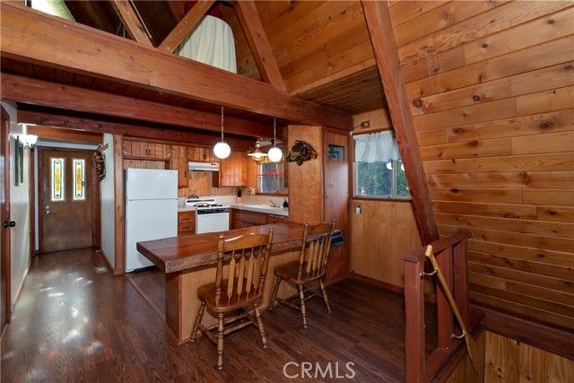 31470 Cedarwood Drive, Running Springs, CA 92382