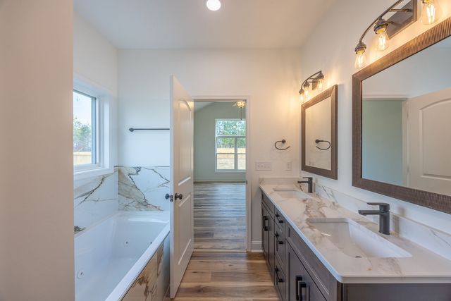 1509 Old Estill Springs Rd, Tullahoma, TN 37388