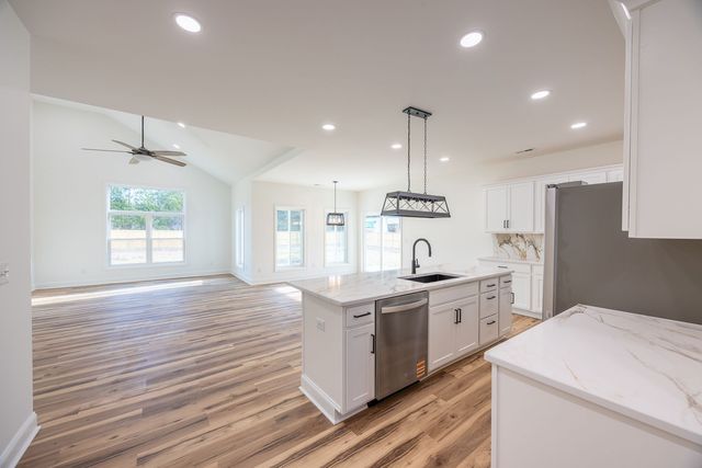 1509 Old Estill Springs Rd, Tullahoma, TN 37388