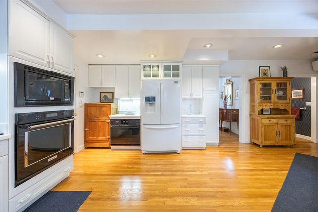 114 Johnson Rd, Winchester, MA 01890