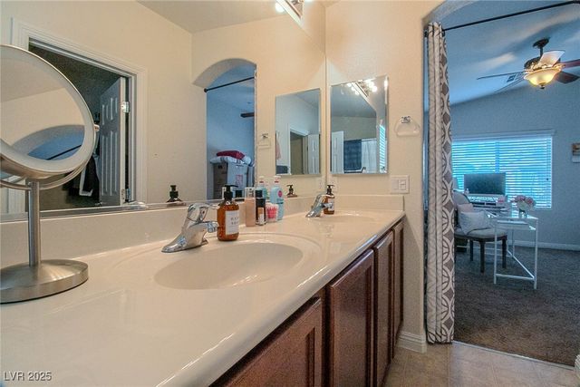 10111 Aspen Rose Street 101, Las Vegas, NV 89183